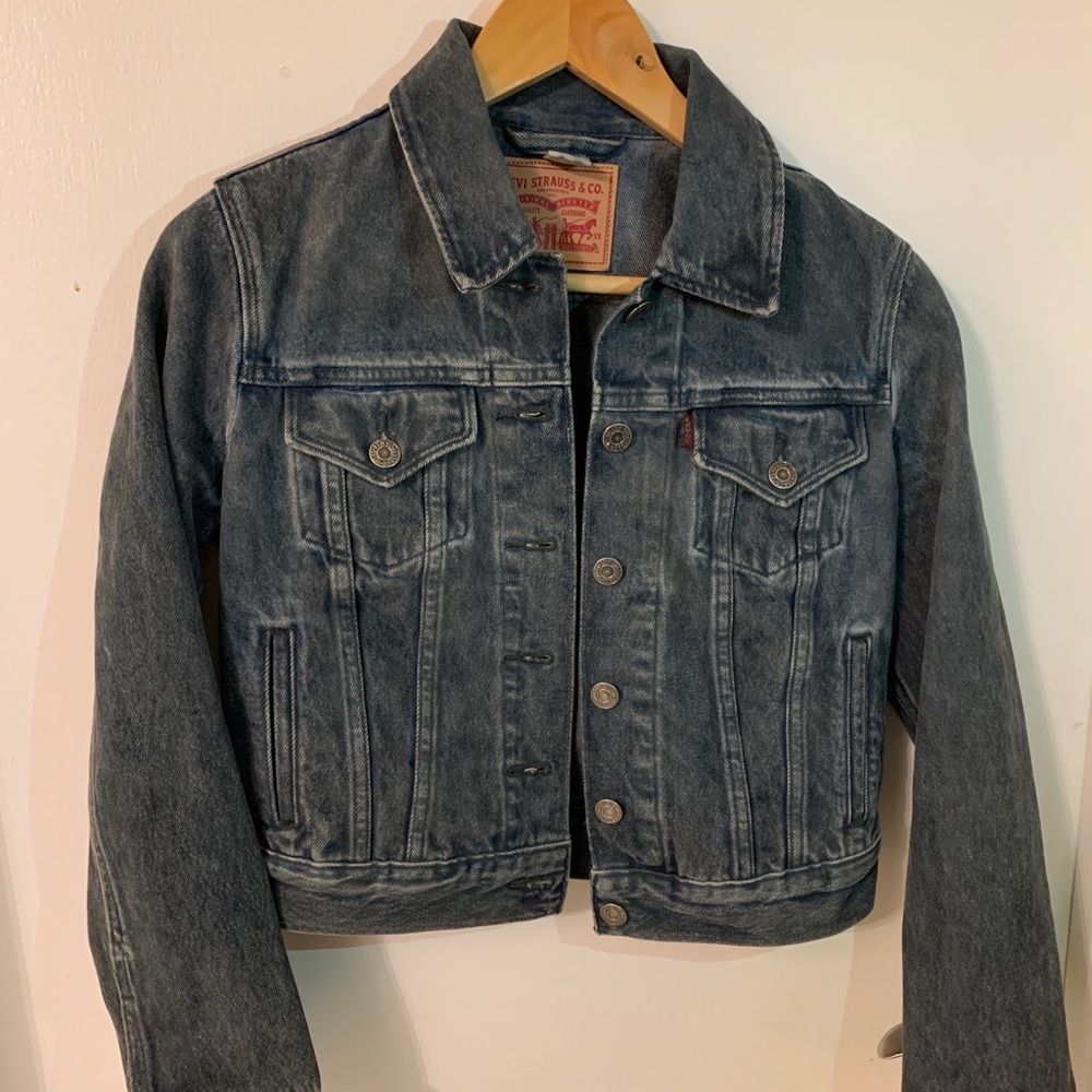 Levi’s dark wash denim jacket